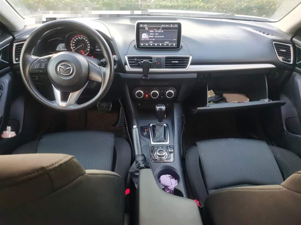 Mazda 3 Angkesaila