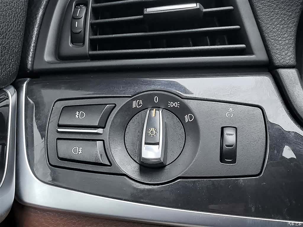 BMW 5 Series, 2015 21