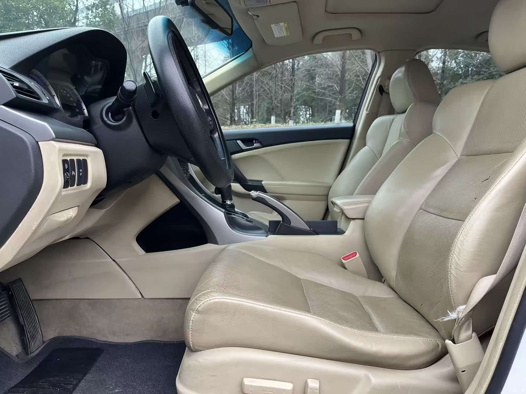 Honda Spirior, 2010 12