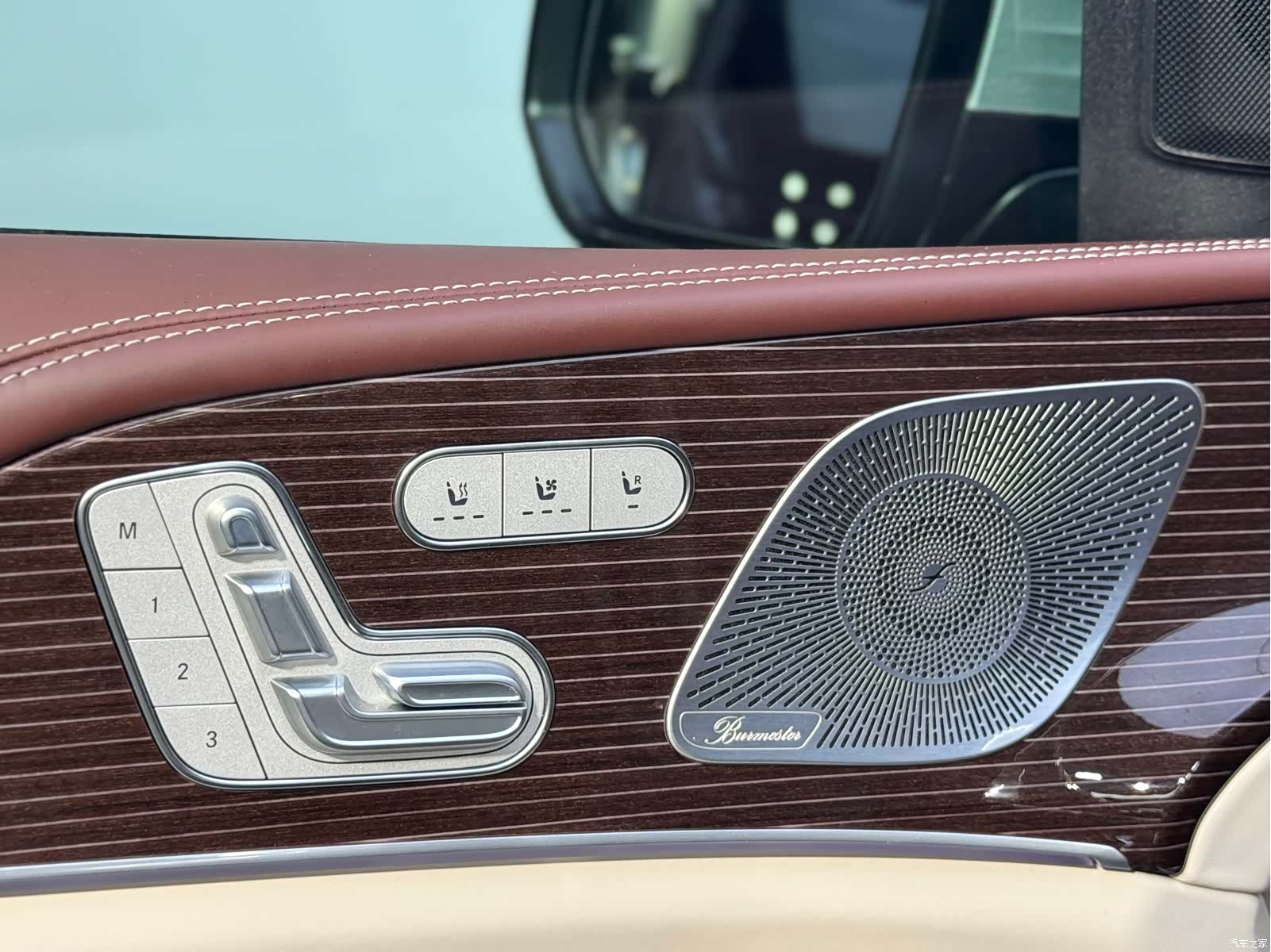 Maybach GLS, 2022 17