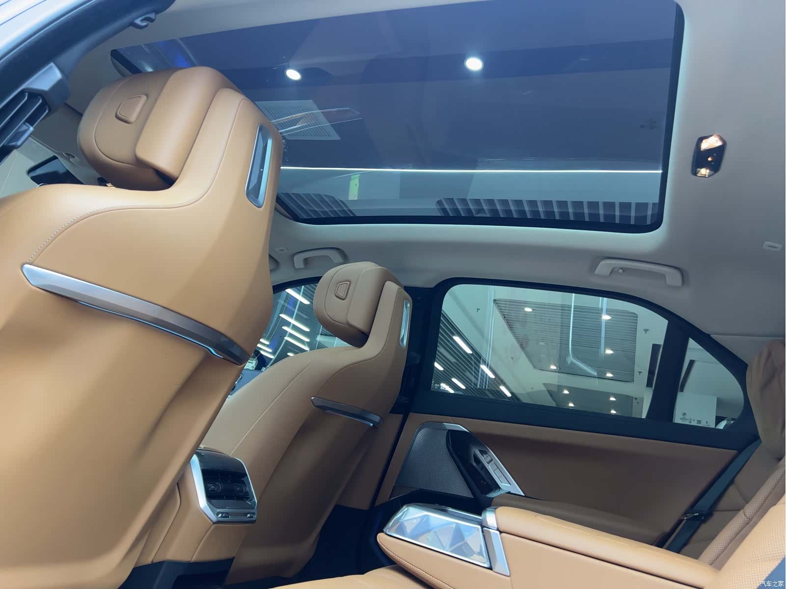 BMW 7 Series, 2024 4