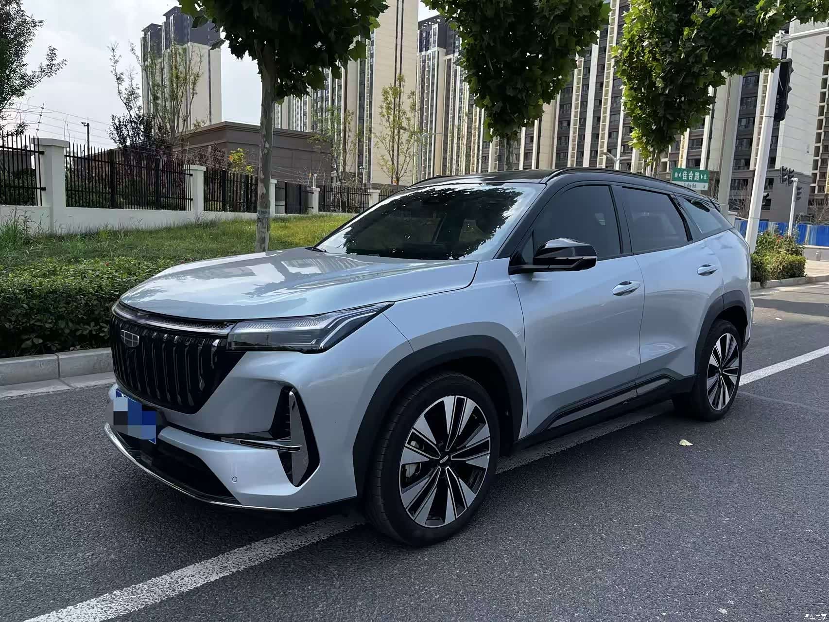 Geely Boyue, 2025 1