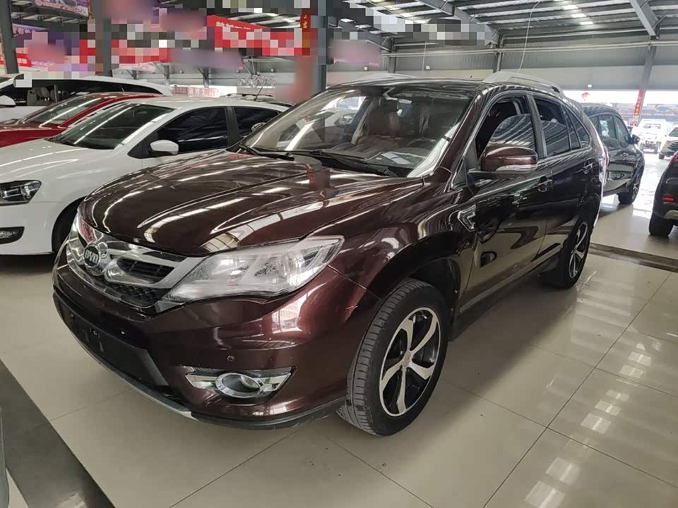 BYD S7