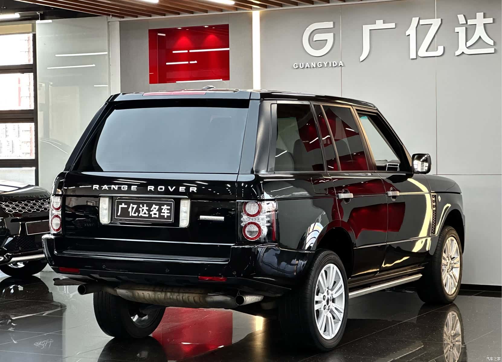 Land Rover Range Rover, 2011 29