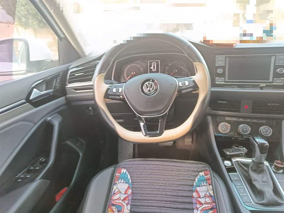 Volkswagen Sagitar