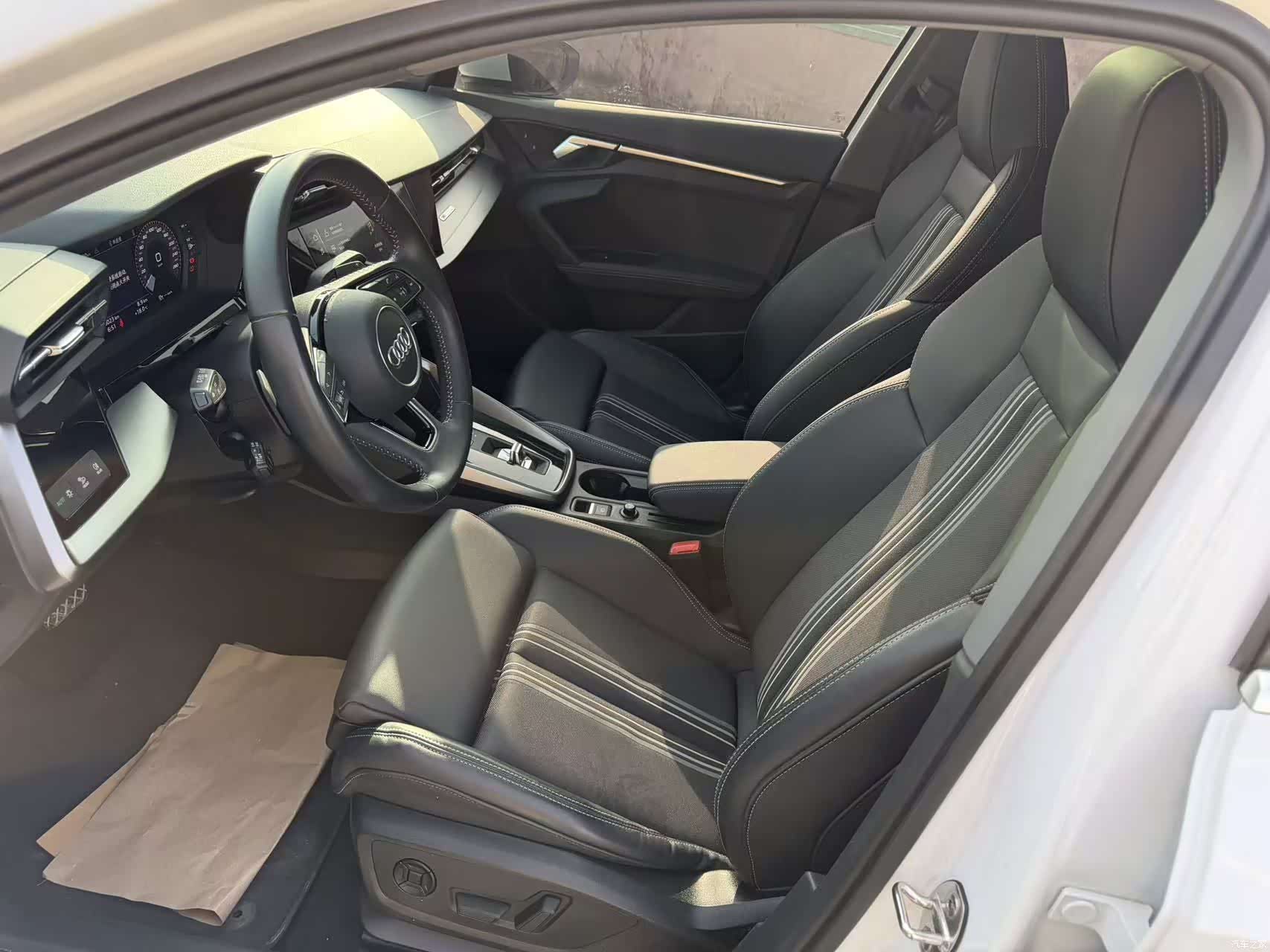 Audi A3, 2022 все фото