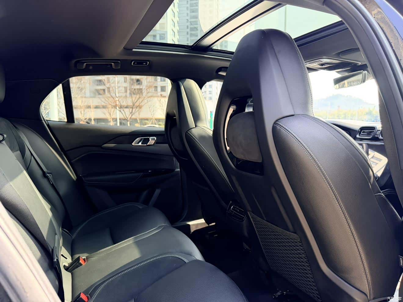 Lynk & Co 02, 2021 8