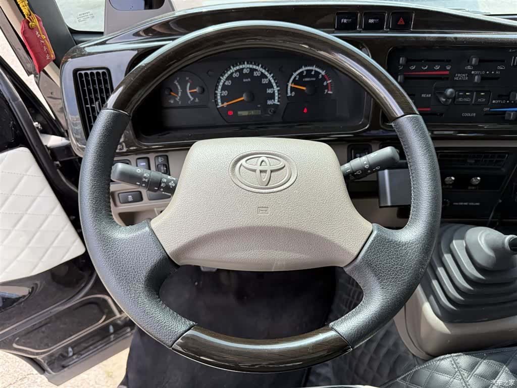 Toyota Coaster, 2023 12