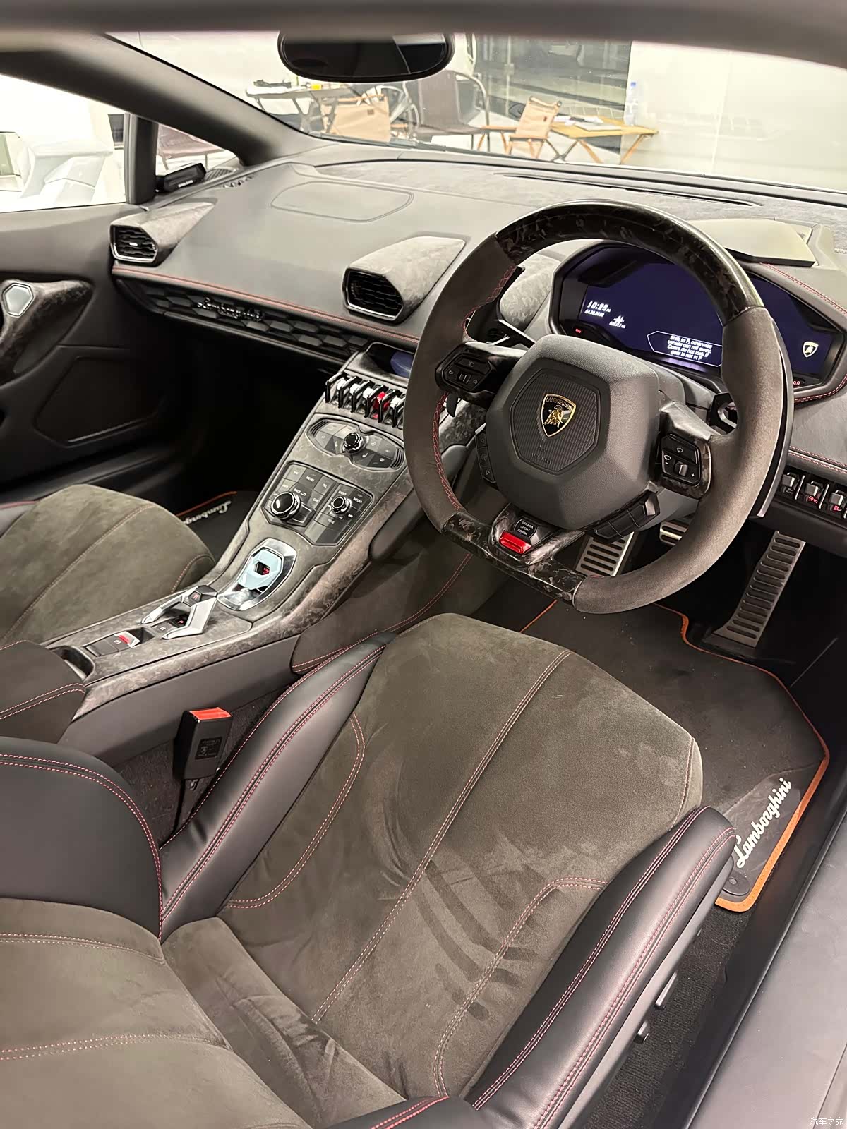 Lamborghini Huracán, 2014 7
