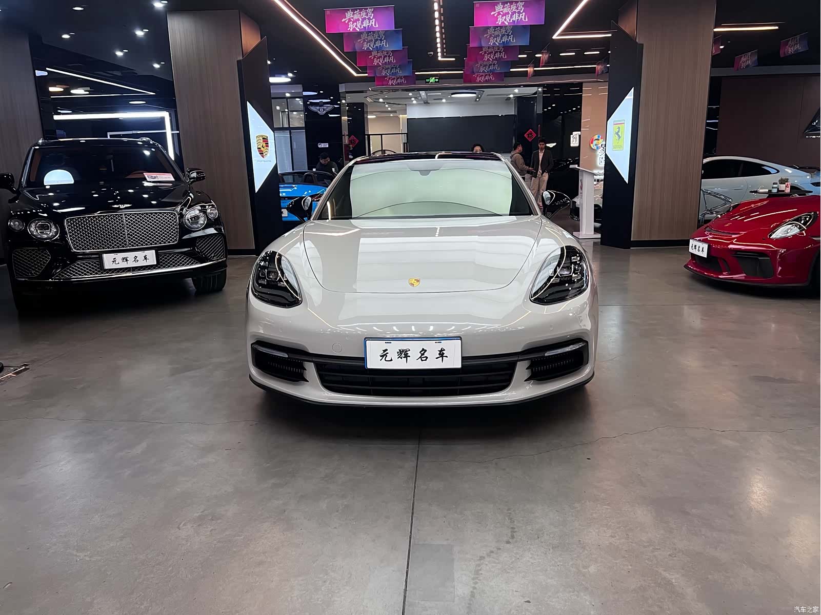 Porsche Panamera, 2019 2