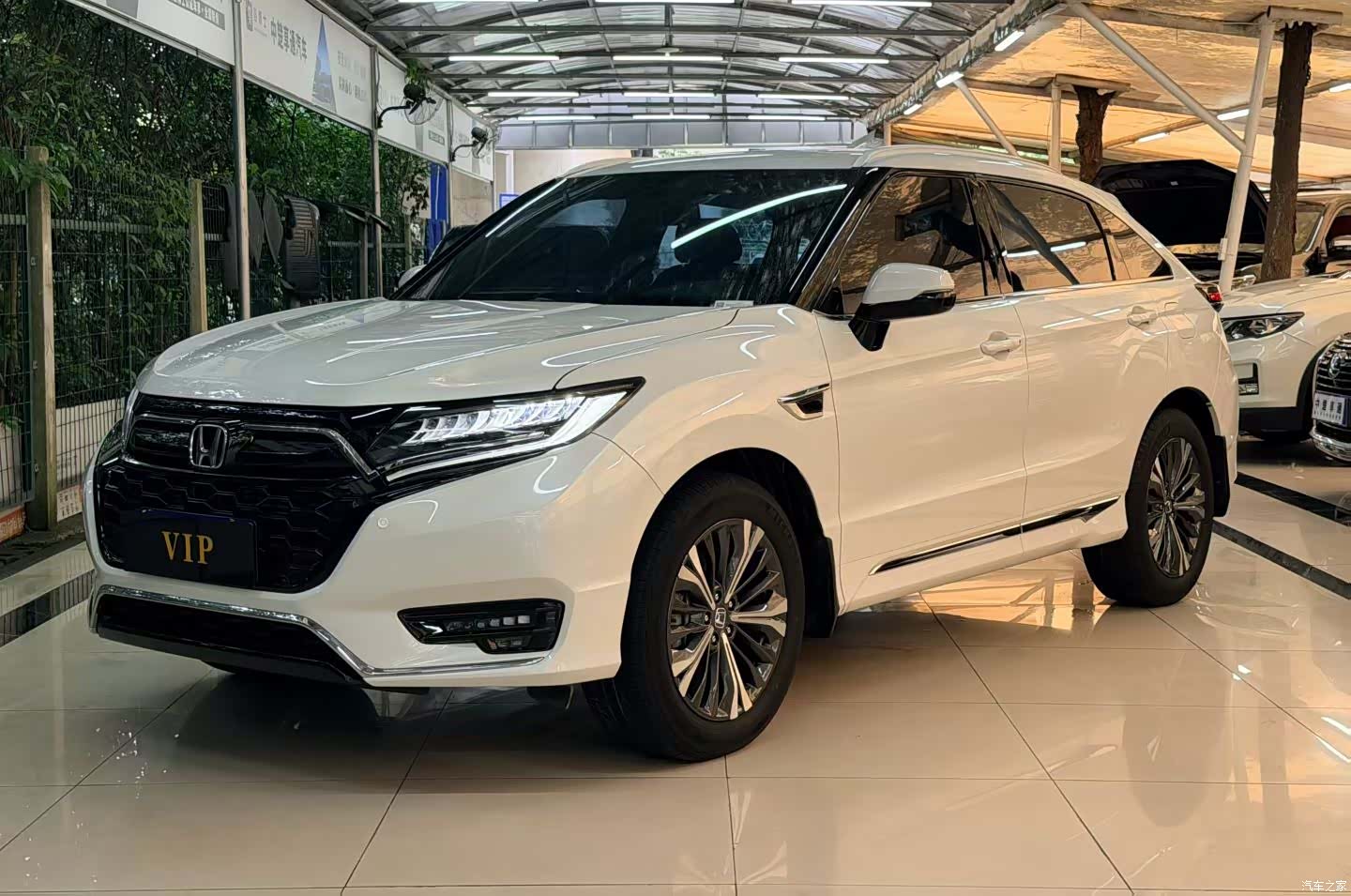 Honda UR-V