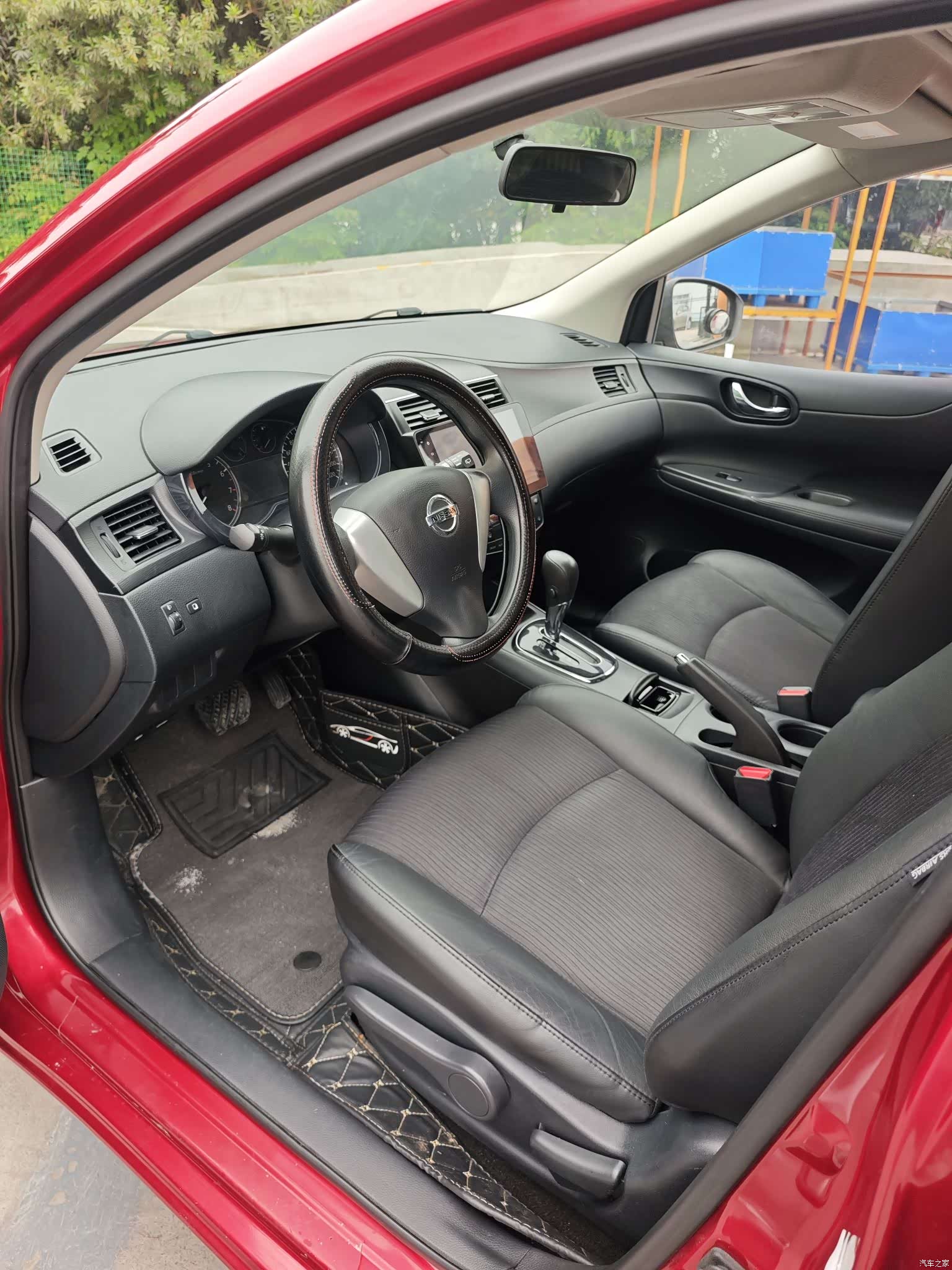Nissan Tiida, 2013 4