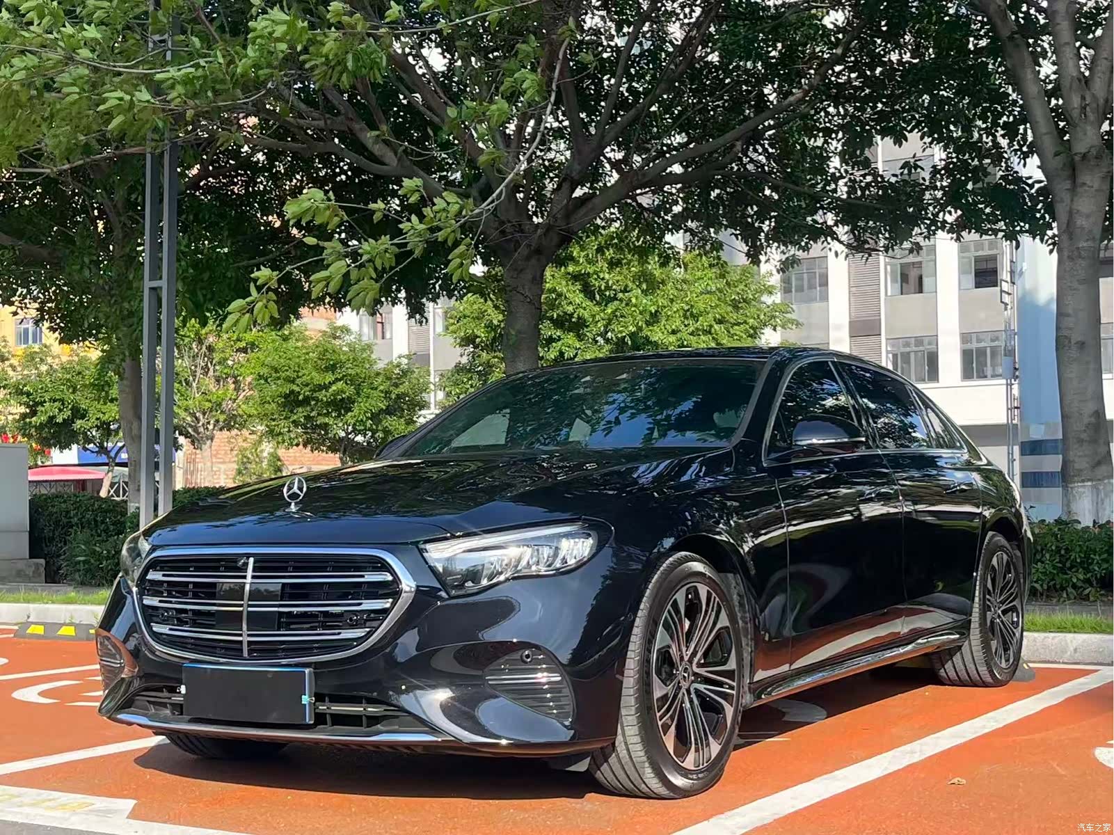 Mercedes-Benz E-Class, 2026 1
