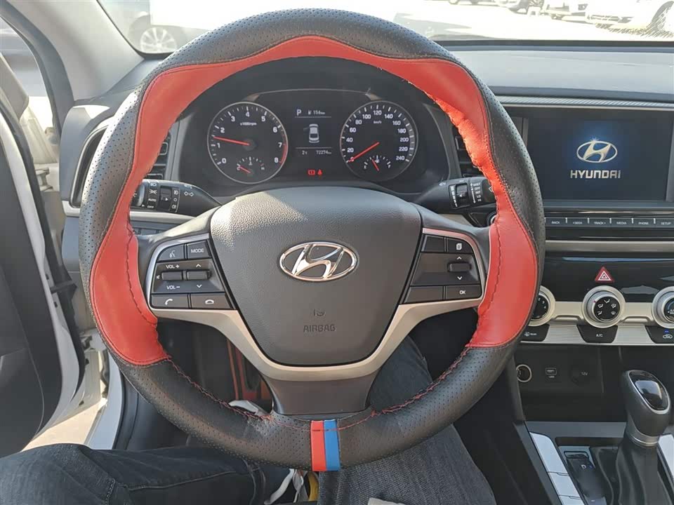 Hyundai Lead