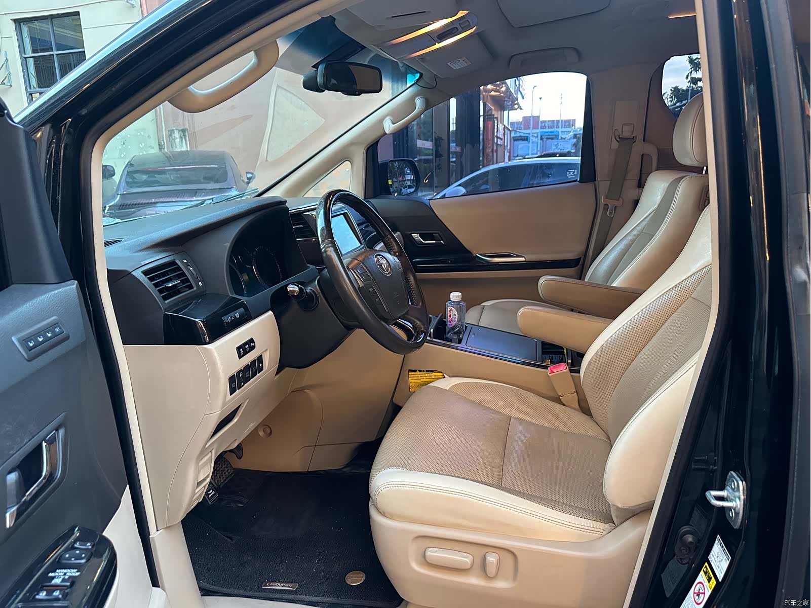 Toyota Alphard, 2014 7