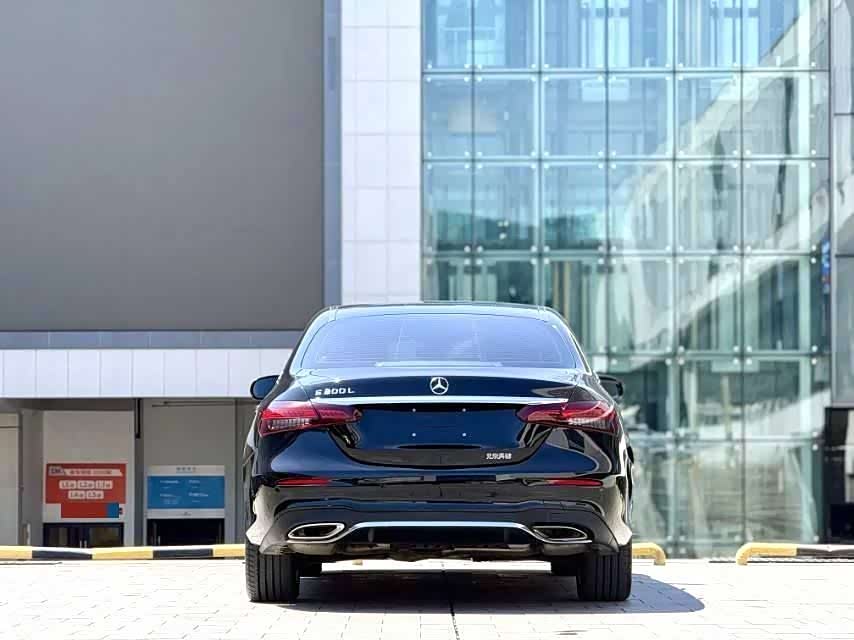Mercedes-Benz E-Class, 2023 19