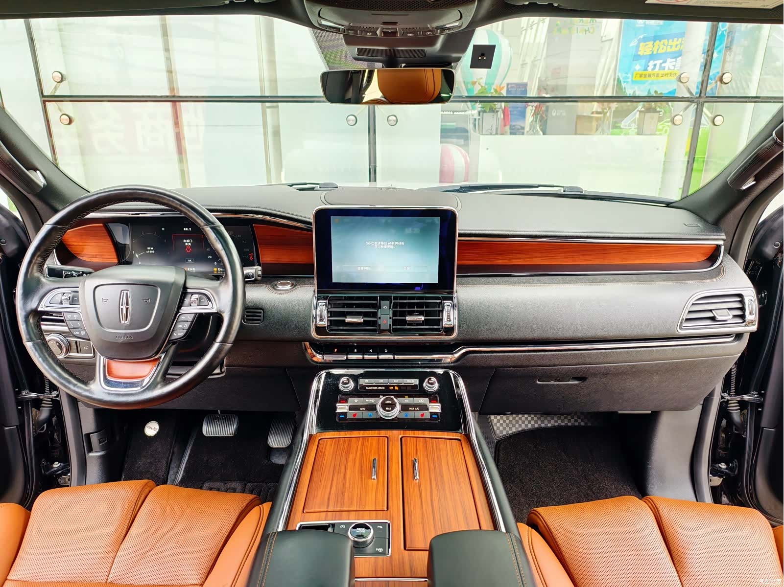 Lincoln Navigator, 2019 12
