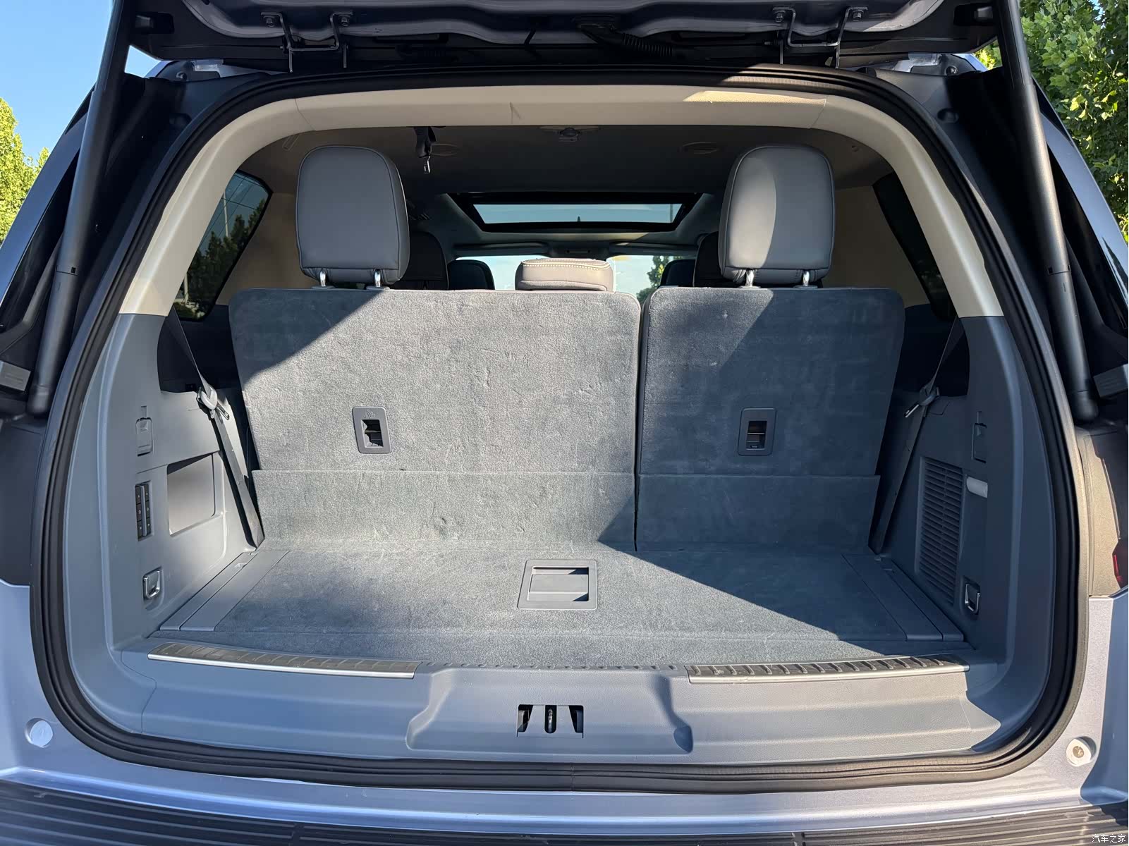 Lincoln Navigator, 2019 34