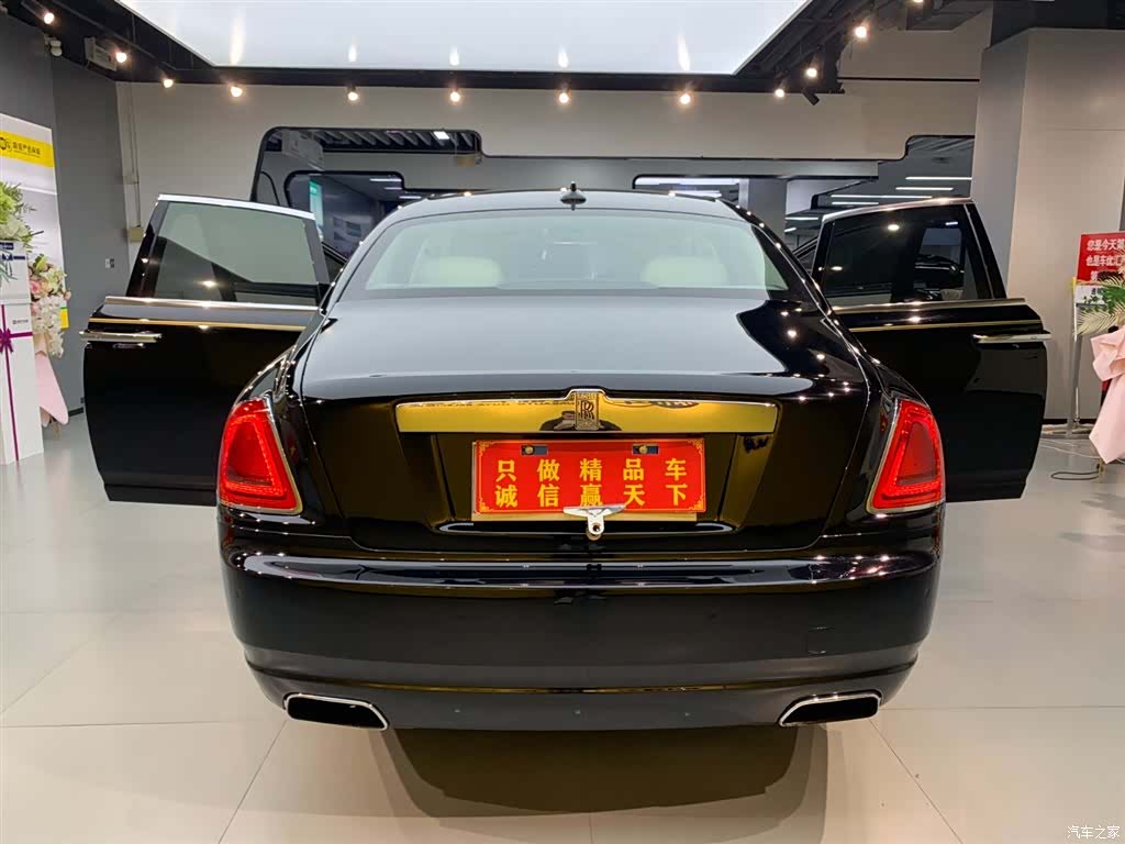Rolls-Royce Ghost, 2012 все фото