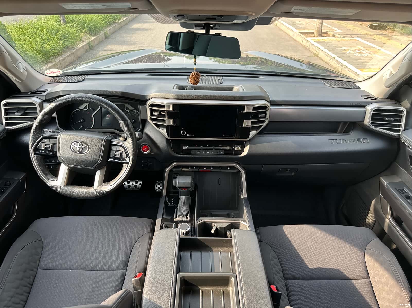 Toyota Tundra, 2023 10