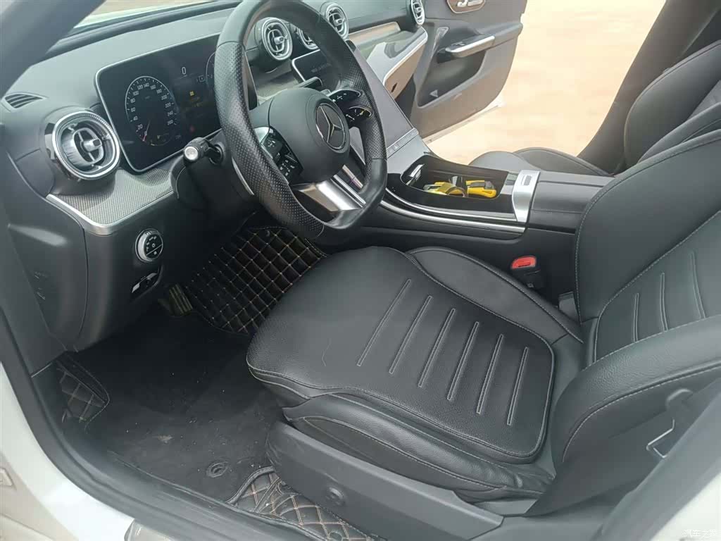 Mercedes-Benz C-Class, 2023 все фото