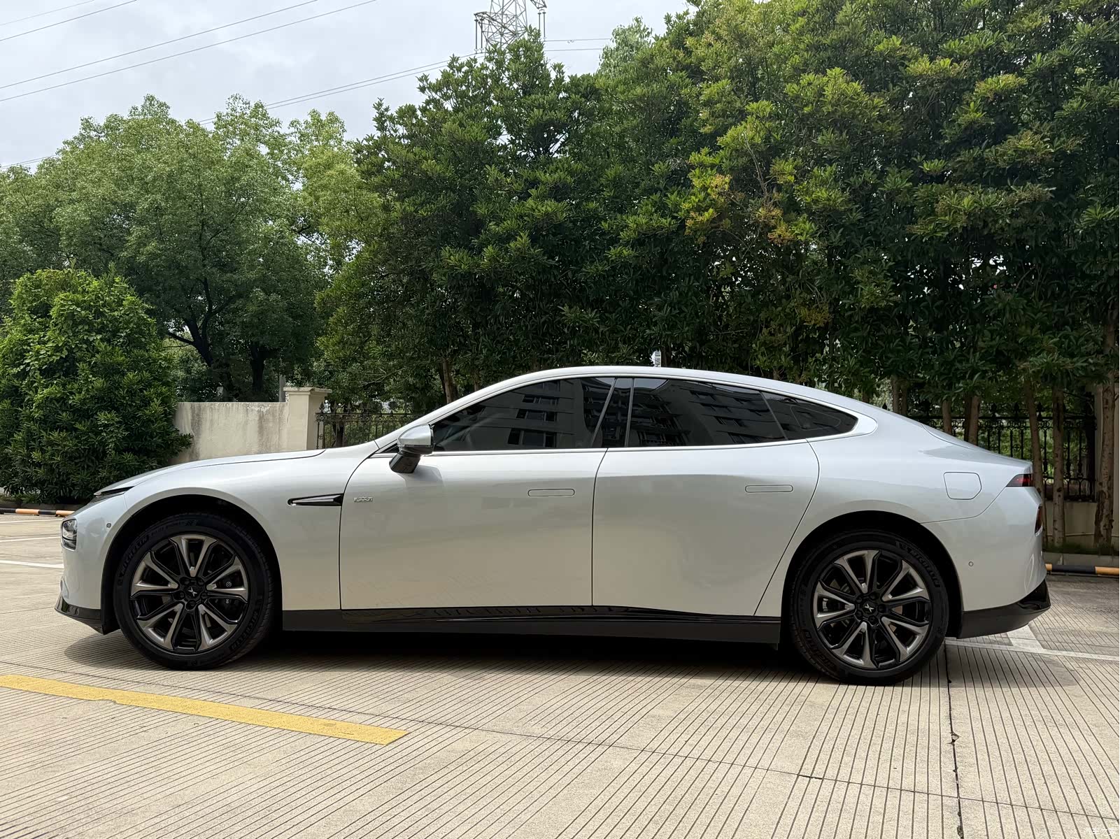 Xpeng P7, 2022 15
