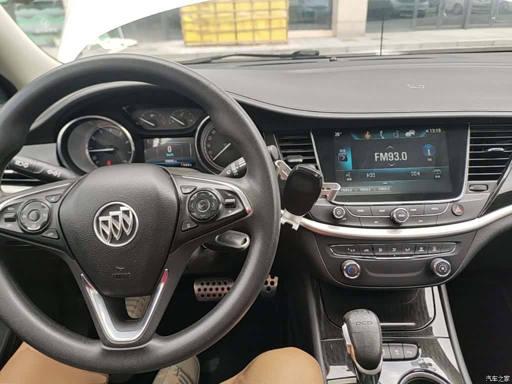 Buick Verano, 2017 10