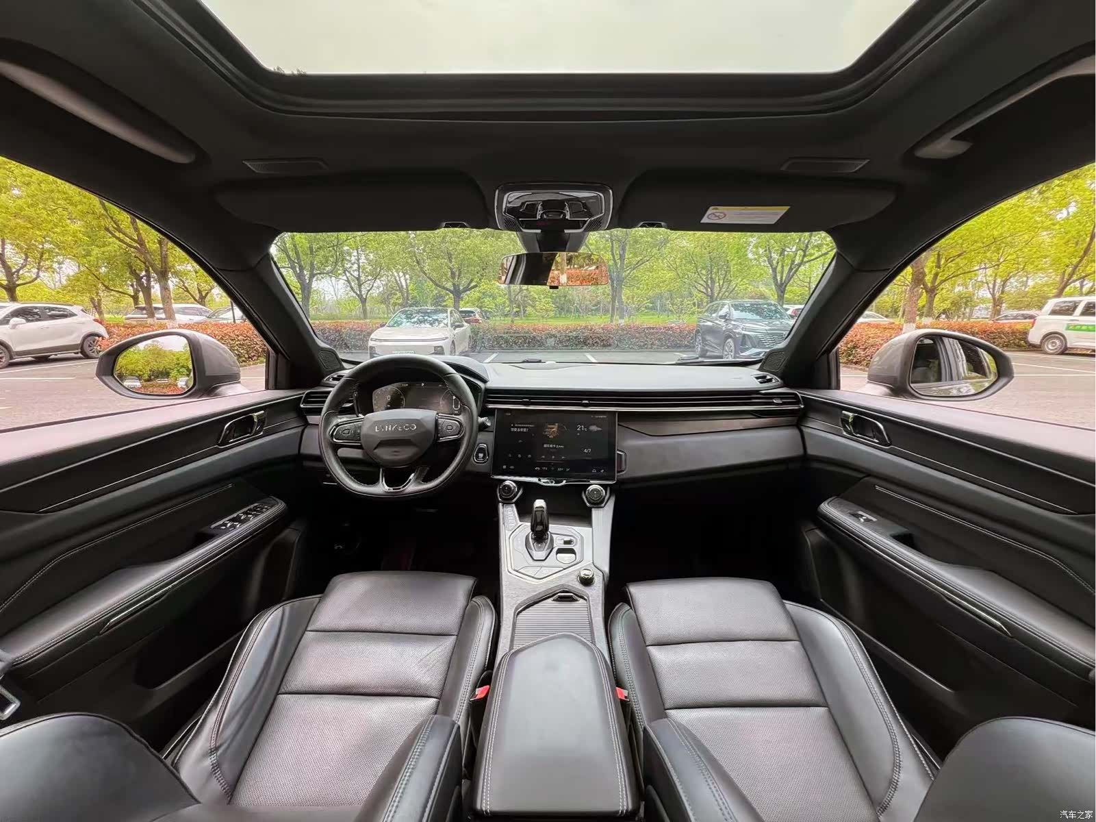 Lynk & Co 01, 2022 13