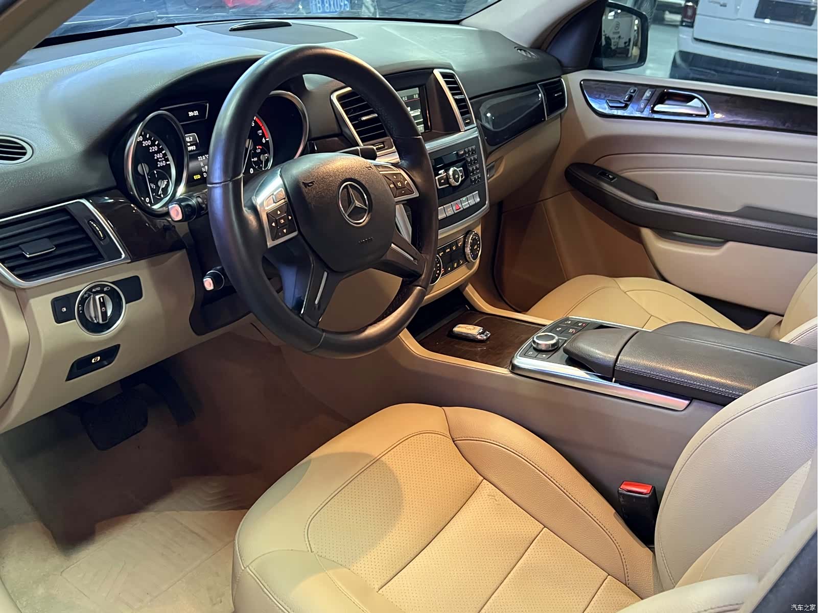 Mercedes-Benz M-Class, 2014 15