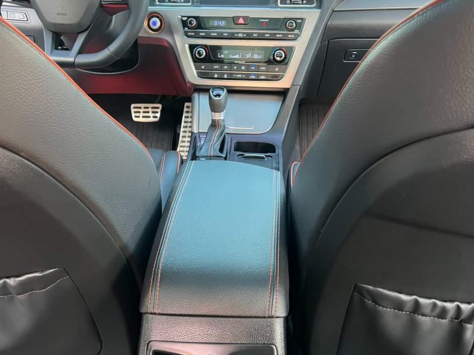 Hyundai Sonata Hyundai Sonata
