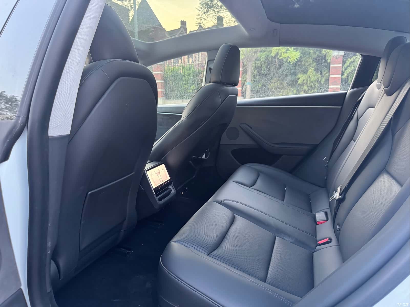 Tesla Model 3, 2024 6