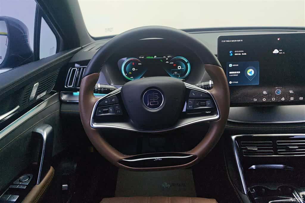 BYD Tang, 2022 15