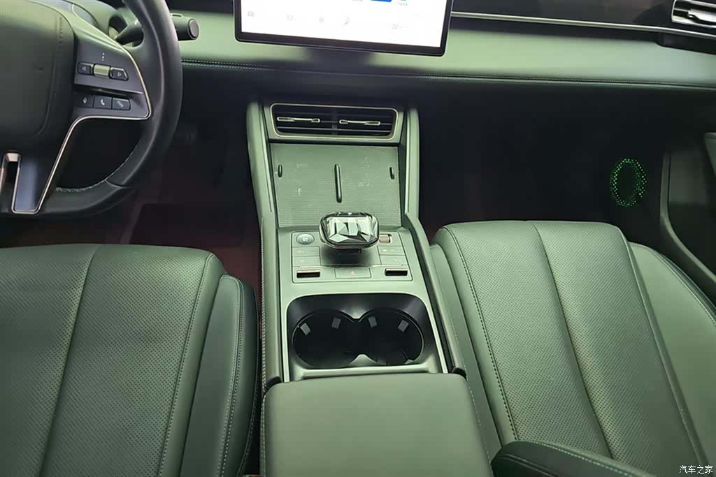 BYD Qin, 2025 16