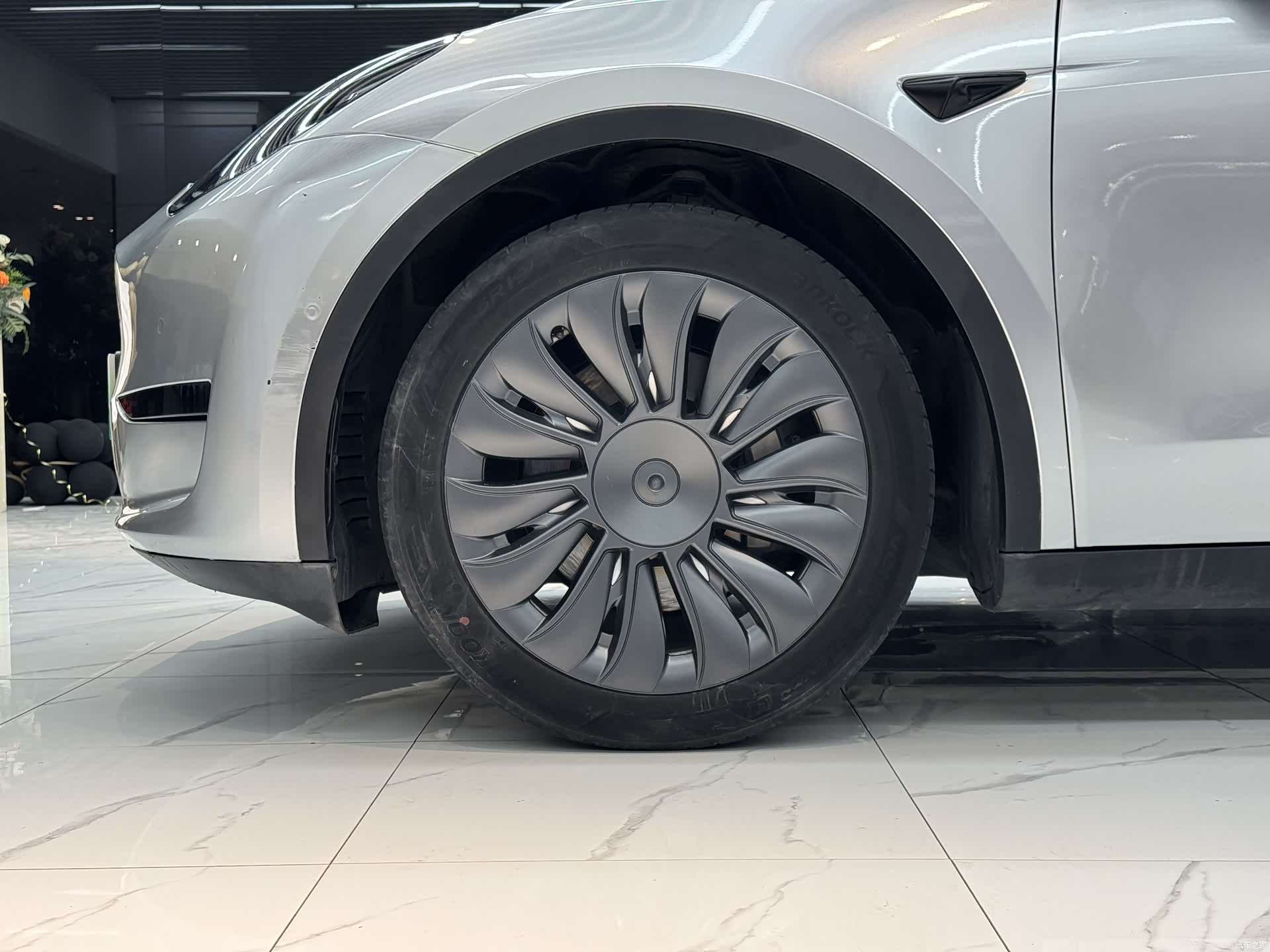 Tesla Model Y, 2022 7