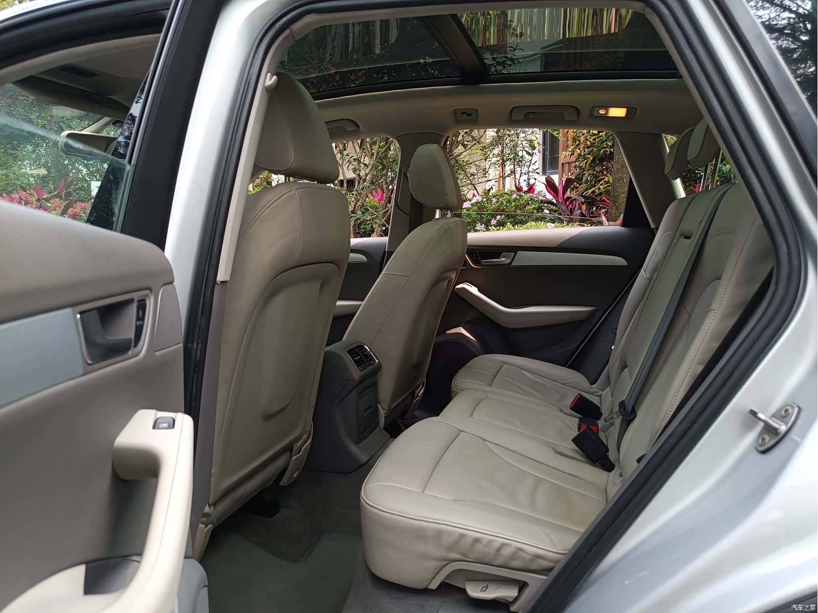 Audi Q5, 2010 10