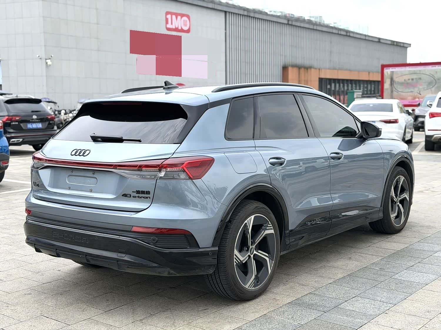 Audi Q4 e-tron, 2022 8