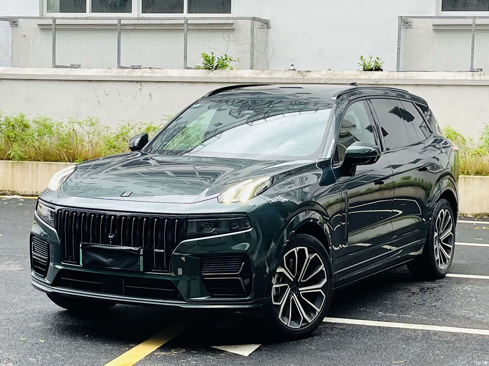 Lynk & Co 02