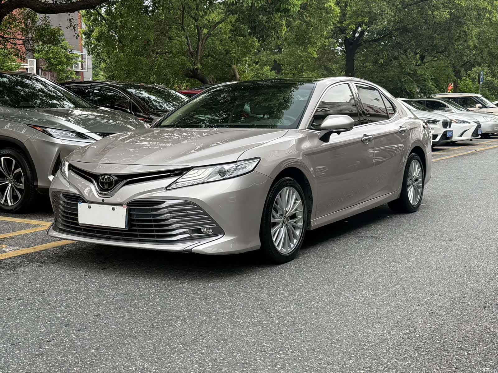 Toyota Camry, 2018 1