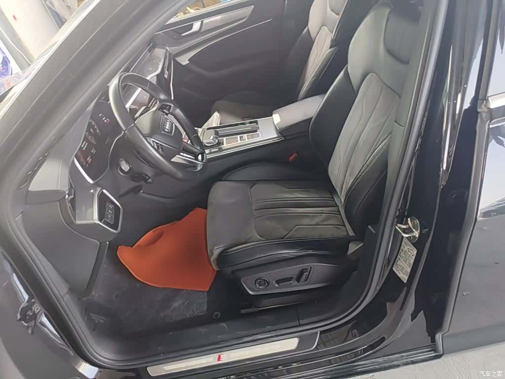 Audi A6L, 2022 15