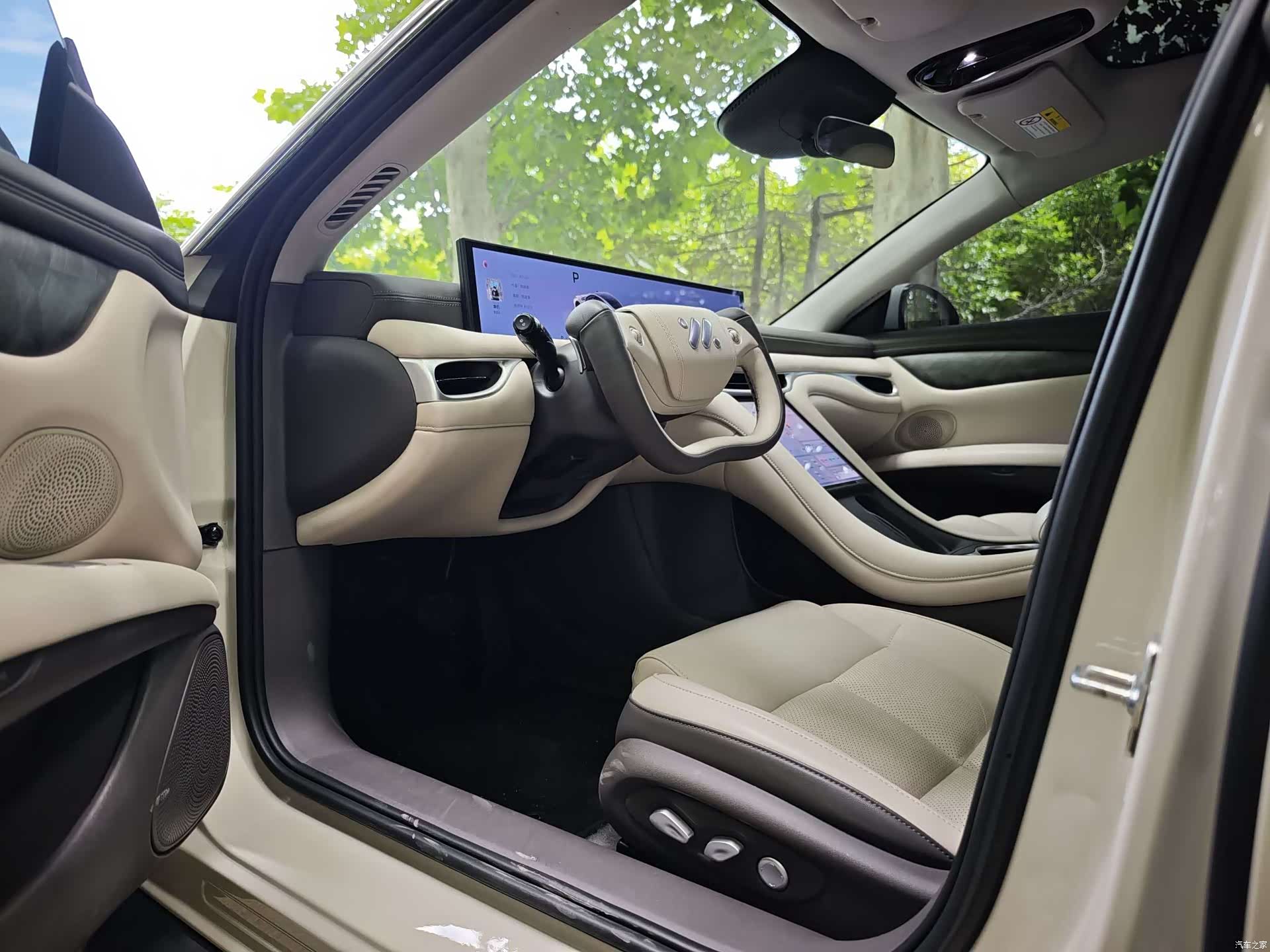 IM Motors L6, 2025 все фото
