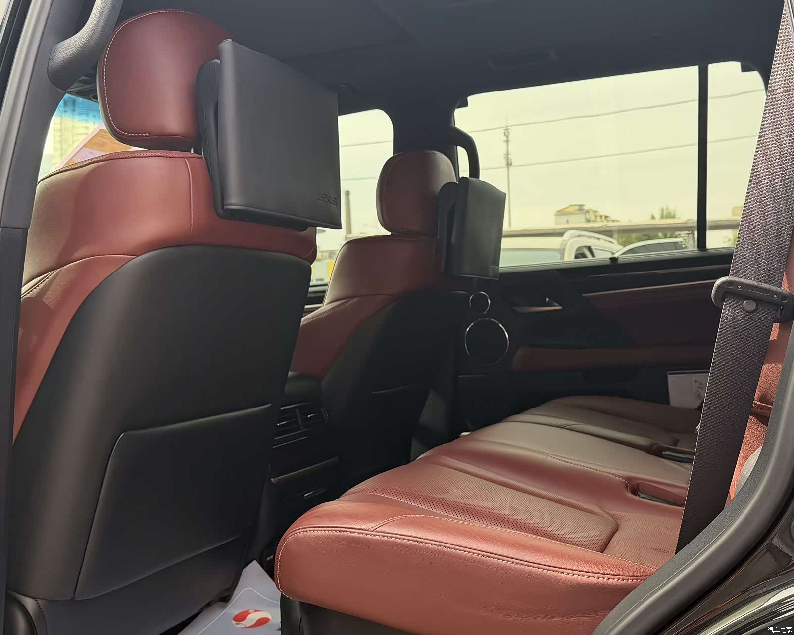 Lexus LX, 2020 12