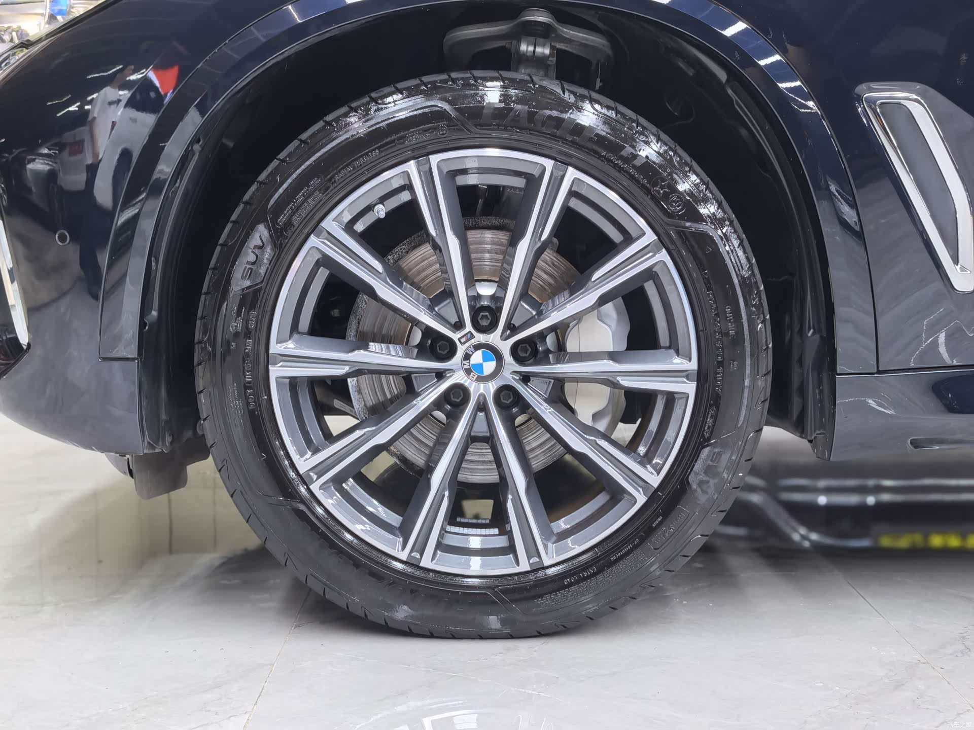 BMW X5, 2023 38