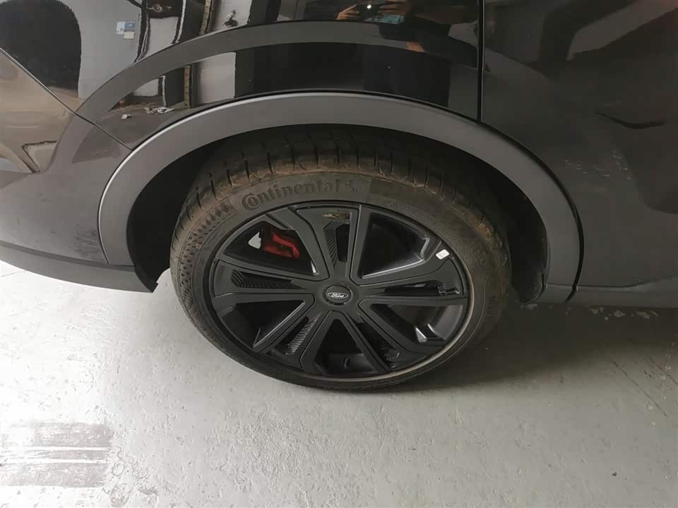 Ford Lingyu
