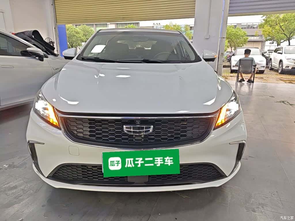 Geely Binray, 2021 3