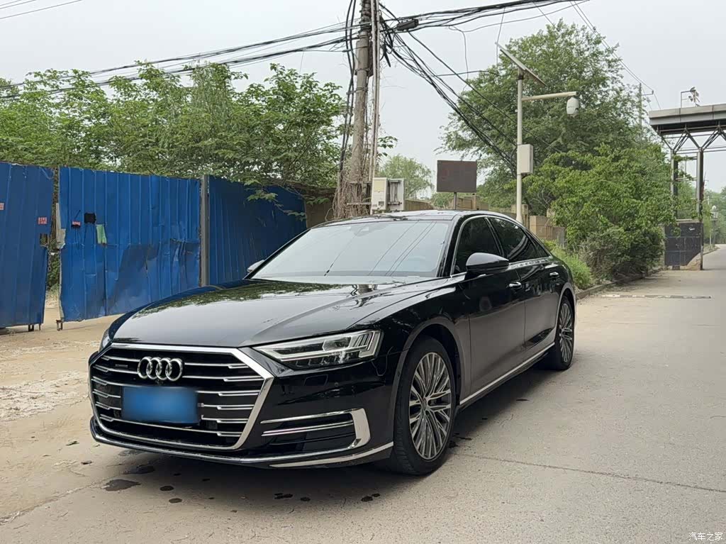 Audi A8L, 2019 1