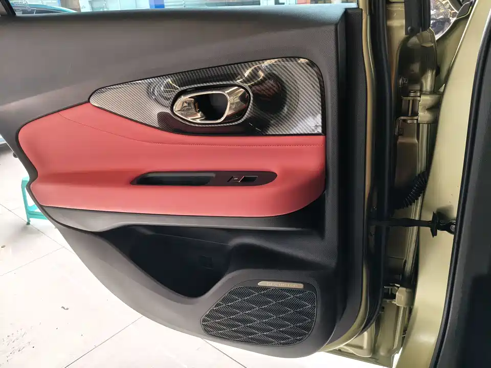 Trumpchi Shadow Leopard