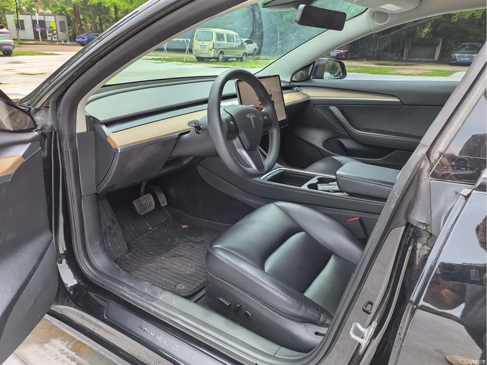 Tesla Model 3, 2023 4