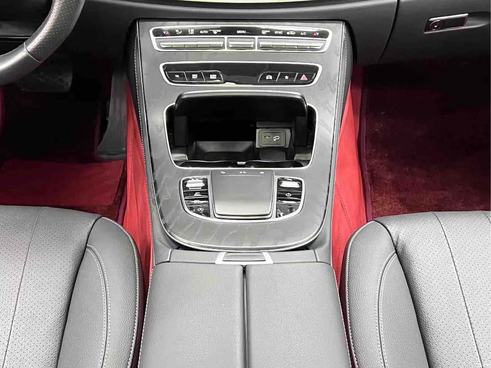 Mercedes-Benz E-Class, 2024 17