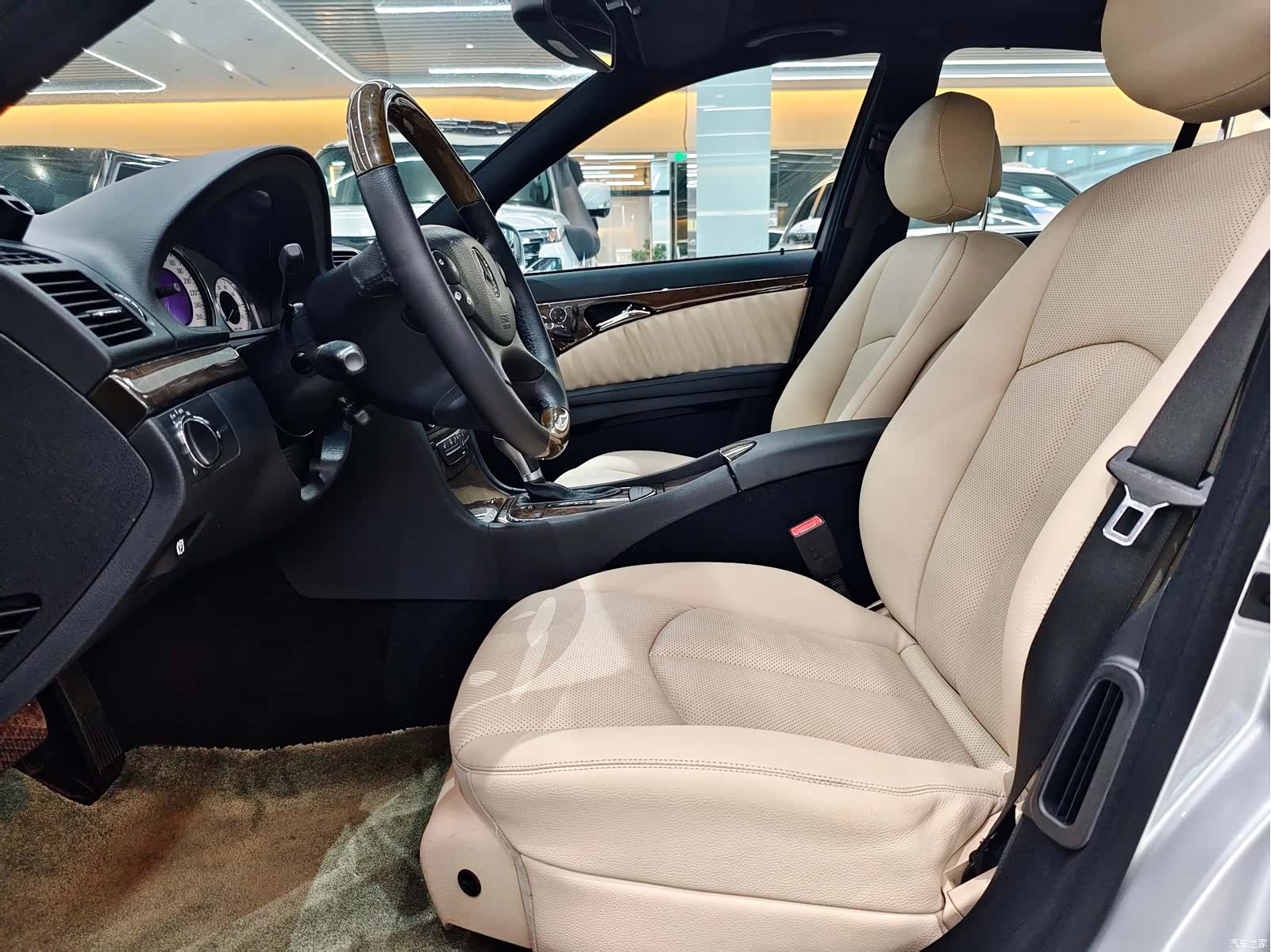 Mercedes-Benz E-Class, 2009 10