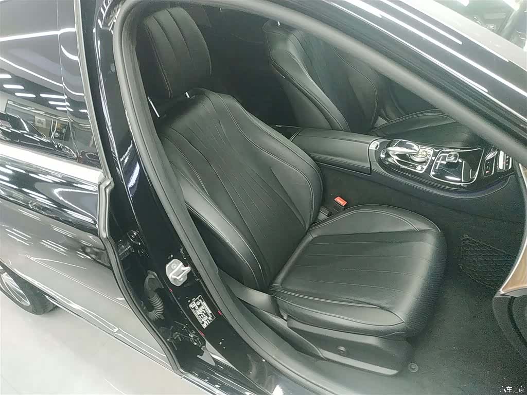 Mercedes-Benz E-Class, 2017 25